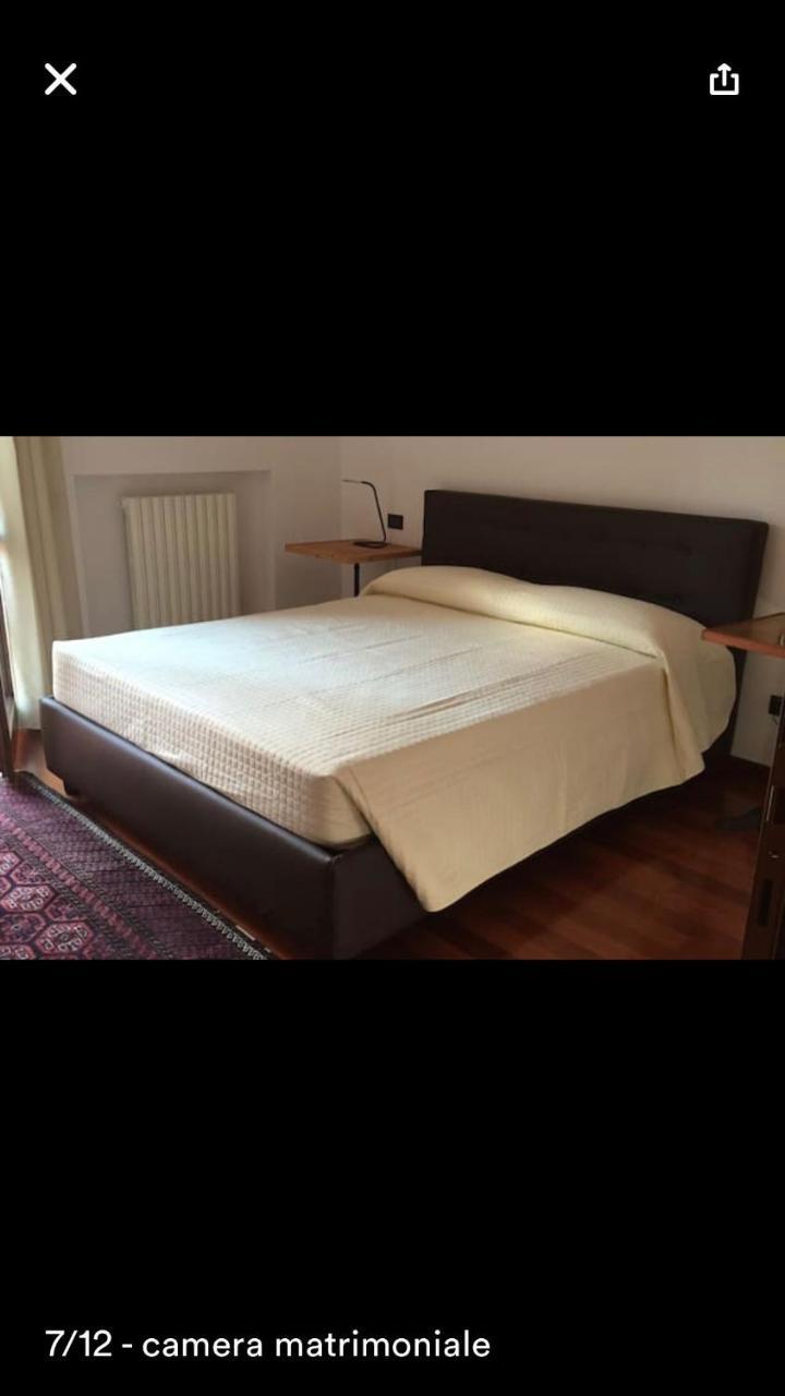 Piazza Delle Pasque Veronesi 5 Apartment *
